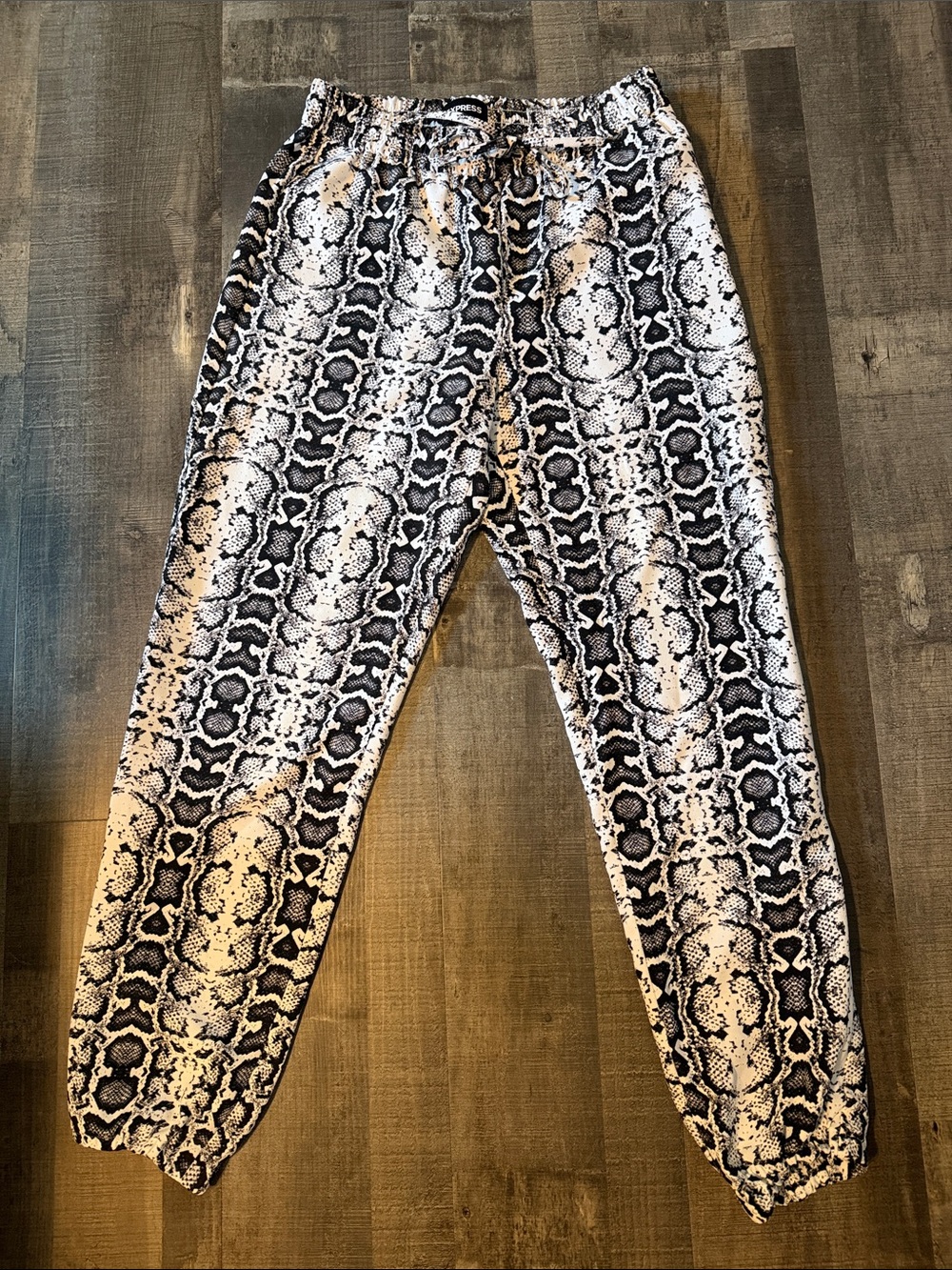 Express Snake-Print Joggers in Black and Cream